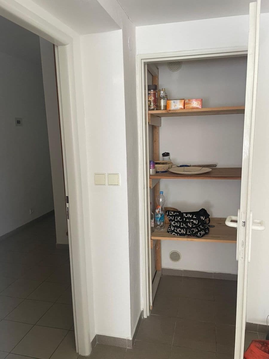 Prodej domu 160 m², pozemek 3.535 m², Blanická, Postupice, Středočeský kraj Prodej domu 160 m², pozemek 3.535 m², Blanická, Postupice, Středočeský kraj