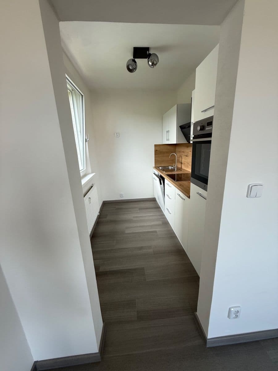 Prodej bytu 1+1 39 m², Horská, Tanvald, Liberecký kraj Prodej bytu 1+1 39 m², Horská, Tanvald, Liberecký kraj