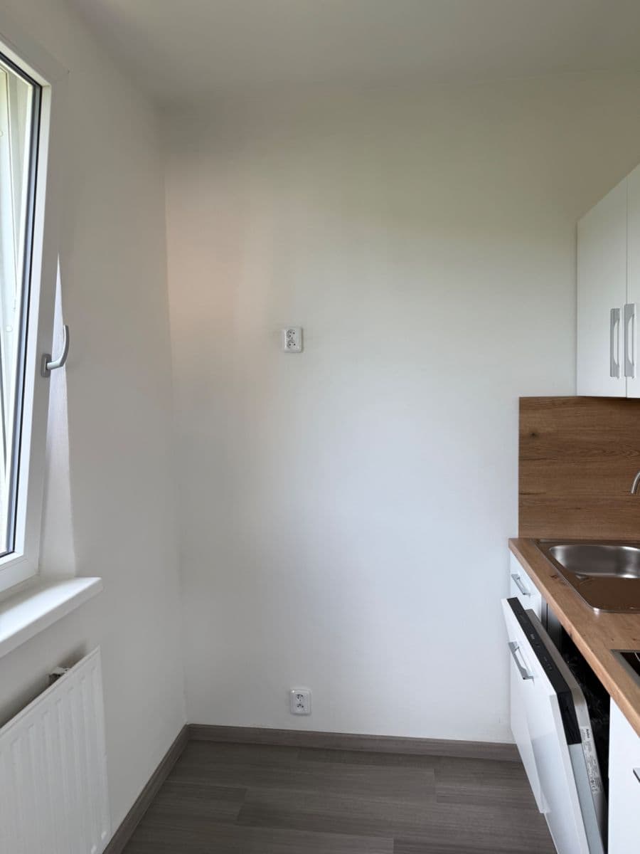 Prodej bytu 1+1 39 m², Horská, Tanvald, Liberecký kraj Prodej bytu 1+1 39 m², Horská, Tanvald, Liberecký kraj