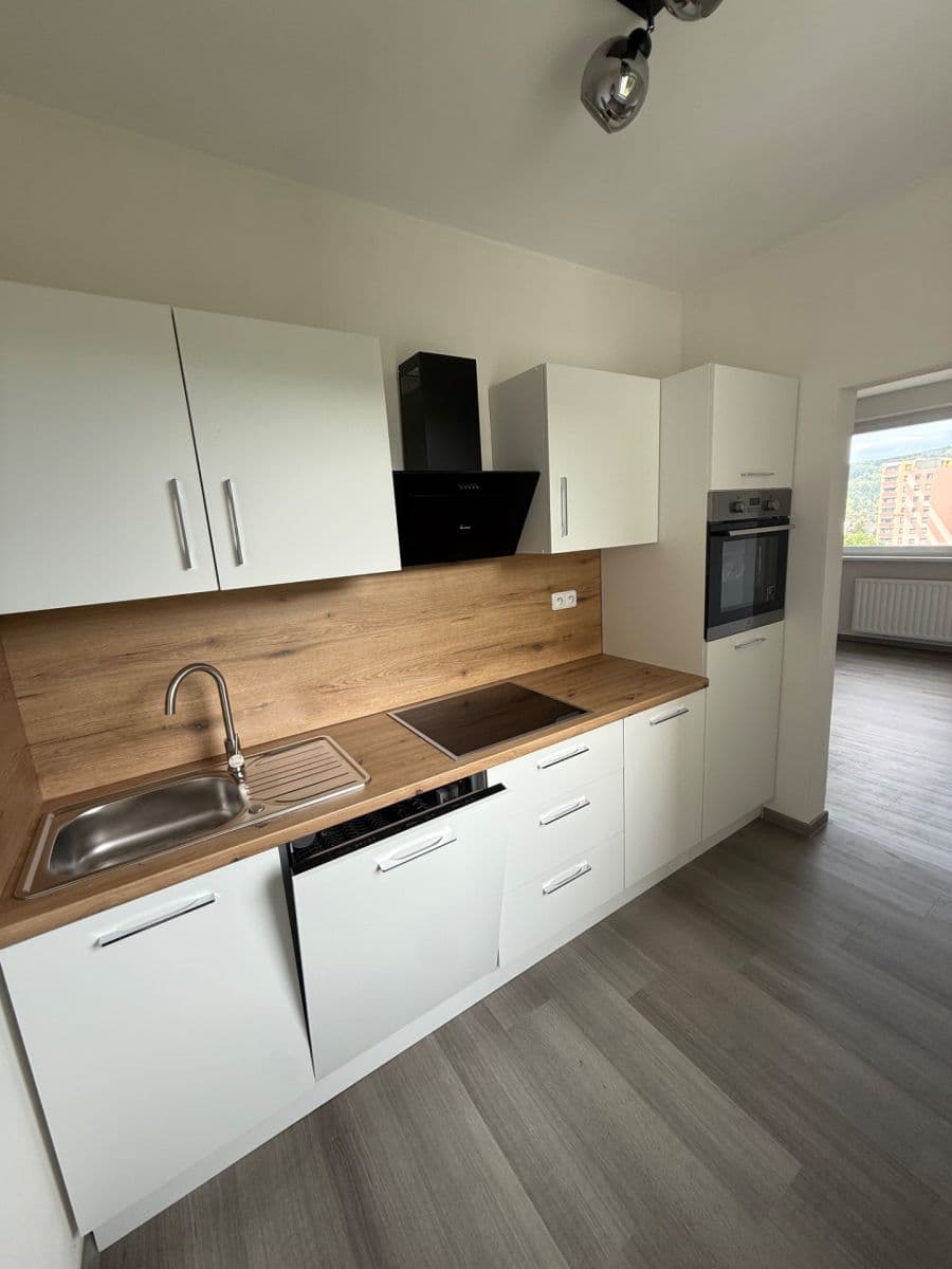 Prodej bytu 1+1 39 m², Horská, Tanvald, Liberecký kraj Prodej bytu 1+1 39 m², Horská, Tanvald, Liberecký kraj