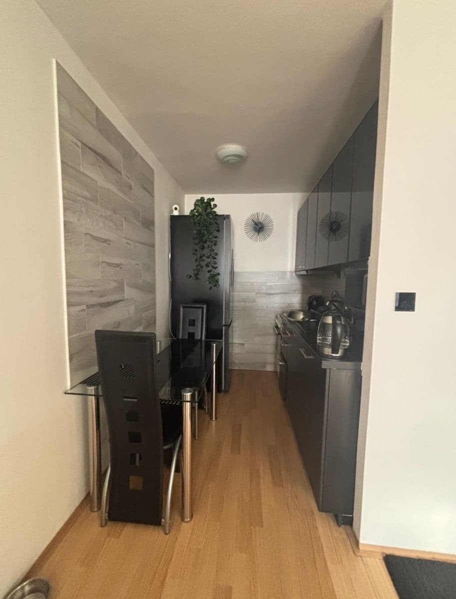 Prodej bytu 2+kk 45 m², Wassermannova, Praha, Praha Prodej bytu 2+kk 45 m², Wassermannova, Praha, Praha