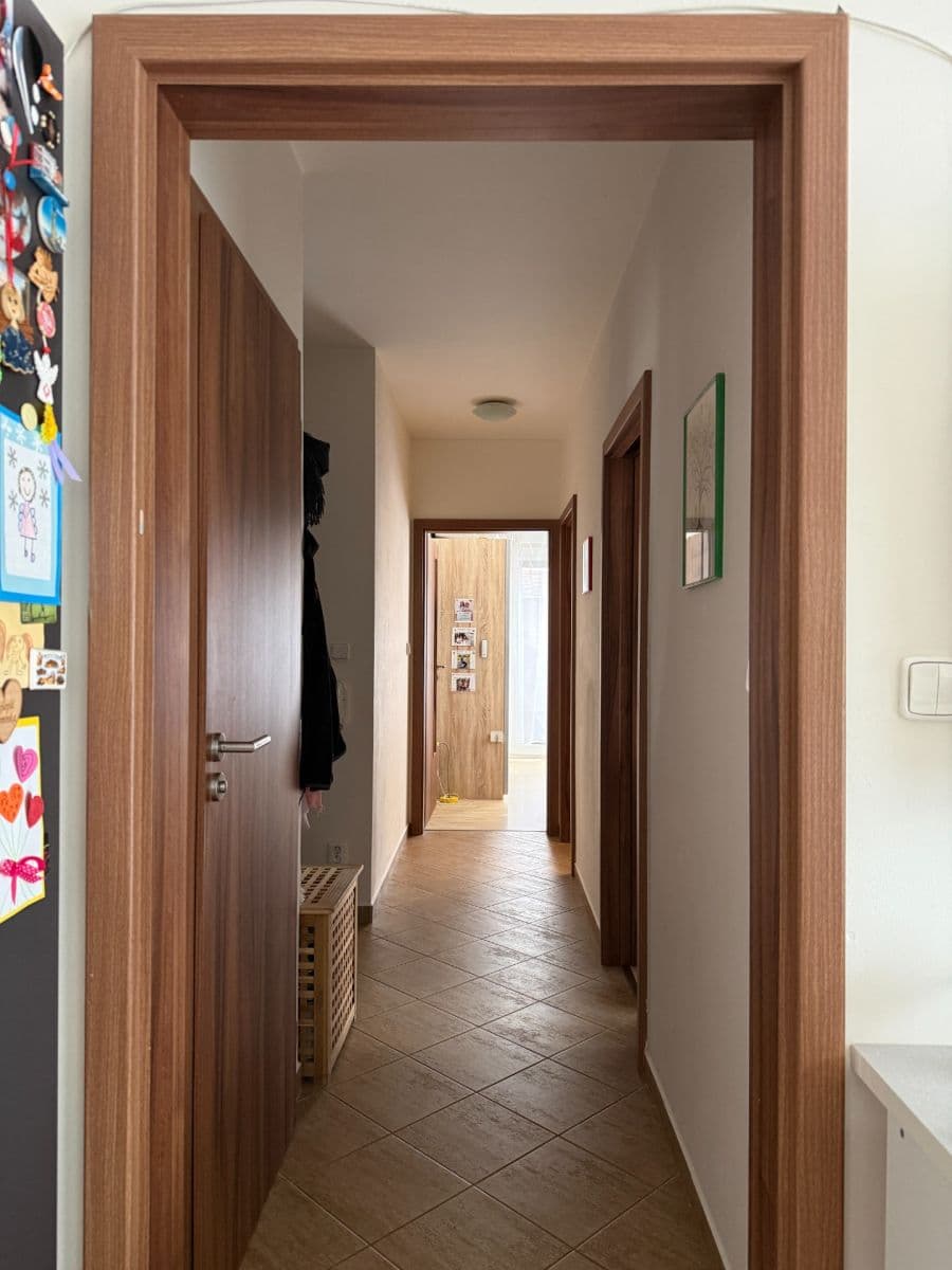 Prodej bytu 3+kk 55 m², Šípková, Mukařov, Středočeský kraj Prodej bytu 3+kk 55 m², Šípková, Mukařov, Středočeský kraj