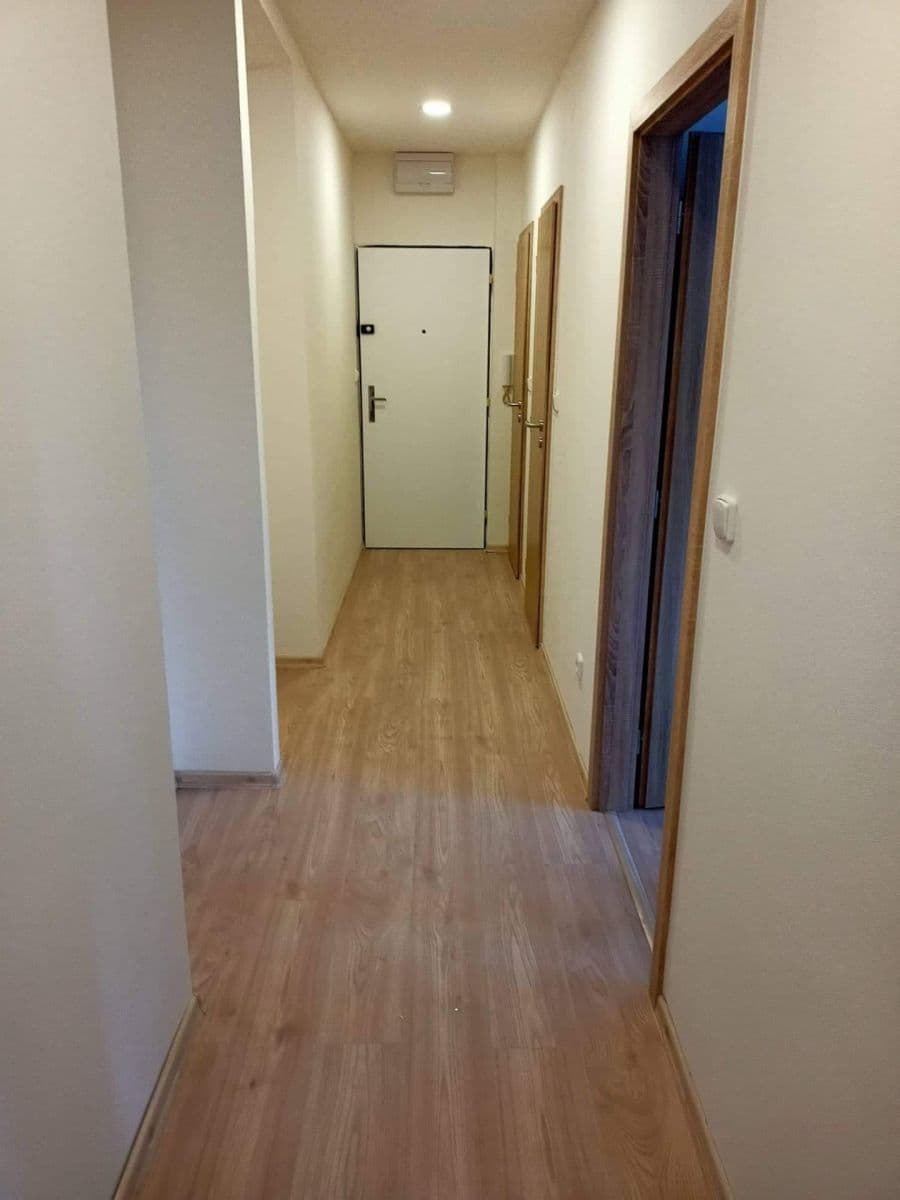 Pronájem bytu 3+kk 68 m², Bezručova, Holešov, Zlínský kraj Pronájem bytu 3+kk 68 m², Bezručova, Holešov, Zlínský kraj