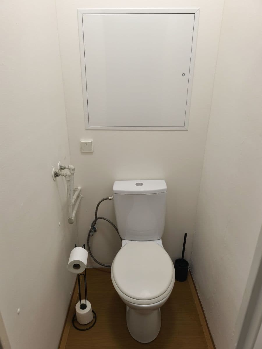 Pronájem bytu 2+1 55 m², Počernická, Praha, Praha Pronájem bytu 2+1 55 m², Počernická, Praha, Praha