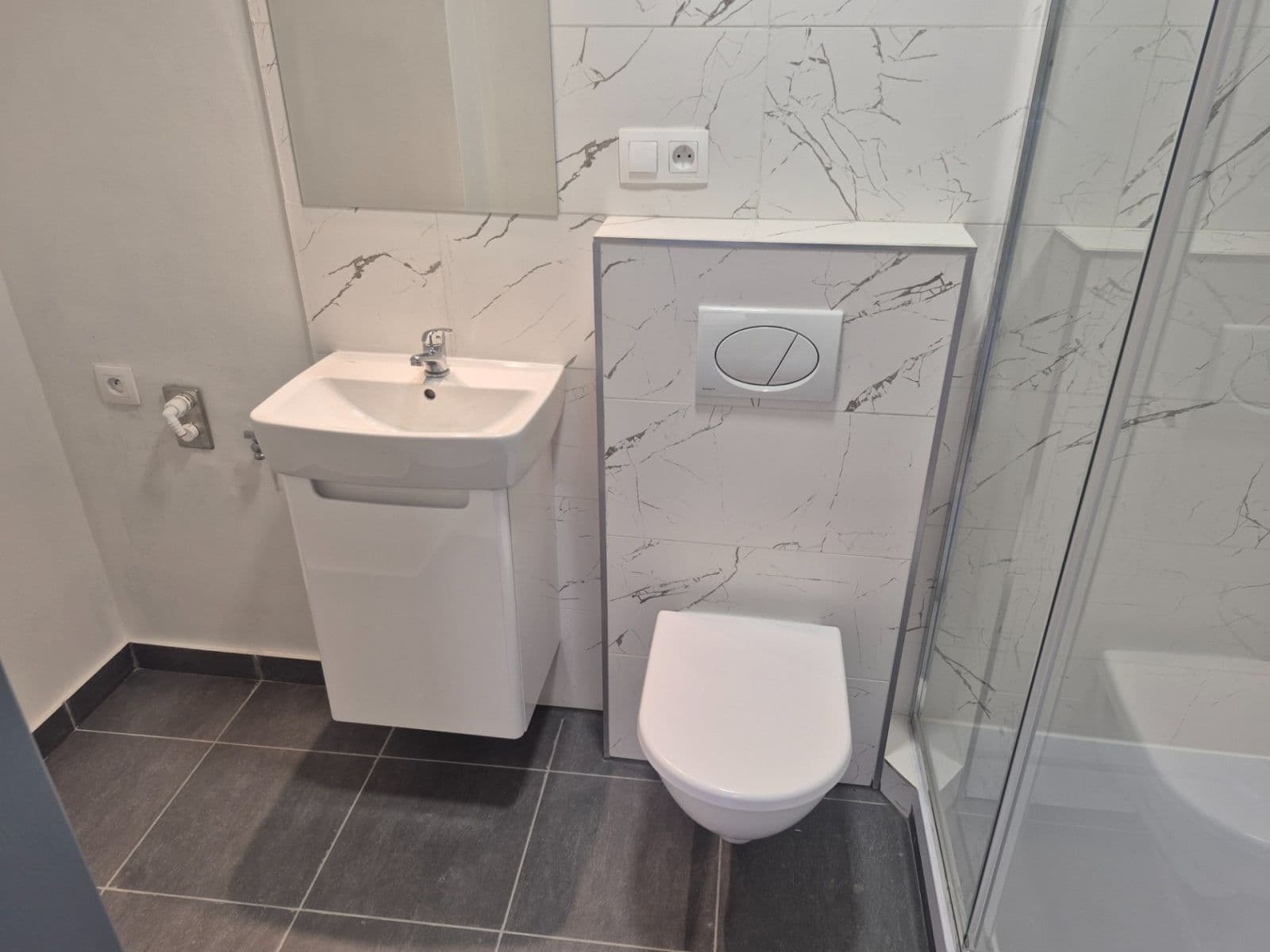 Pronájem bytu 2+kk 45 m², Lišická, Praha, Praha Pronájem bytu 2+kk 45 m², Lišická, Praha, Praha