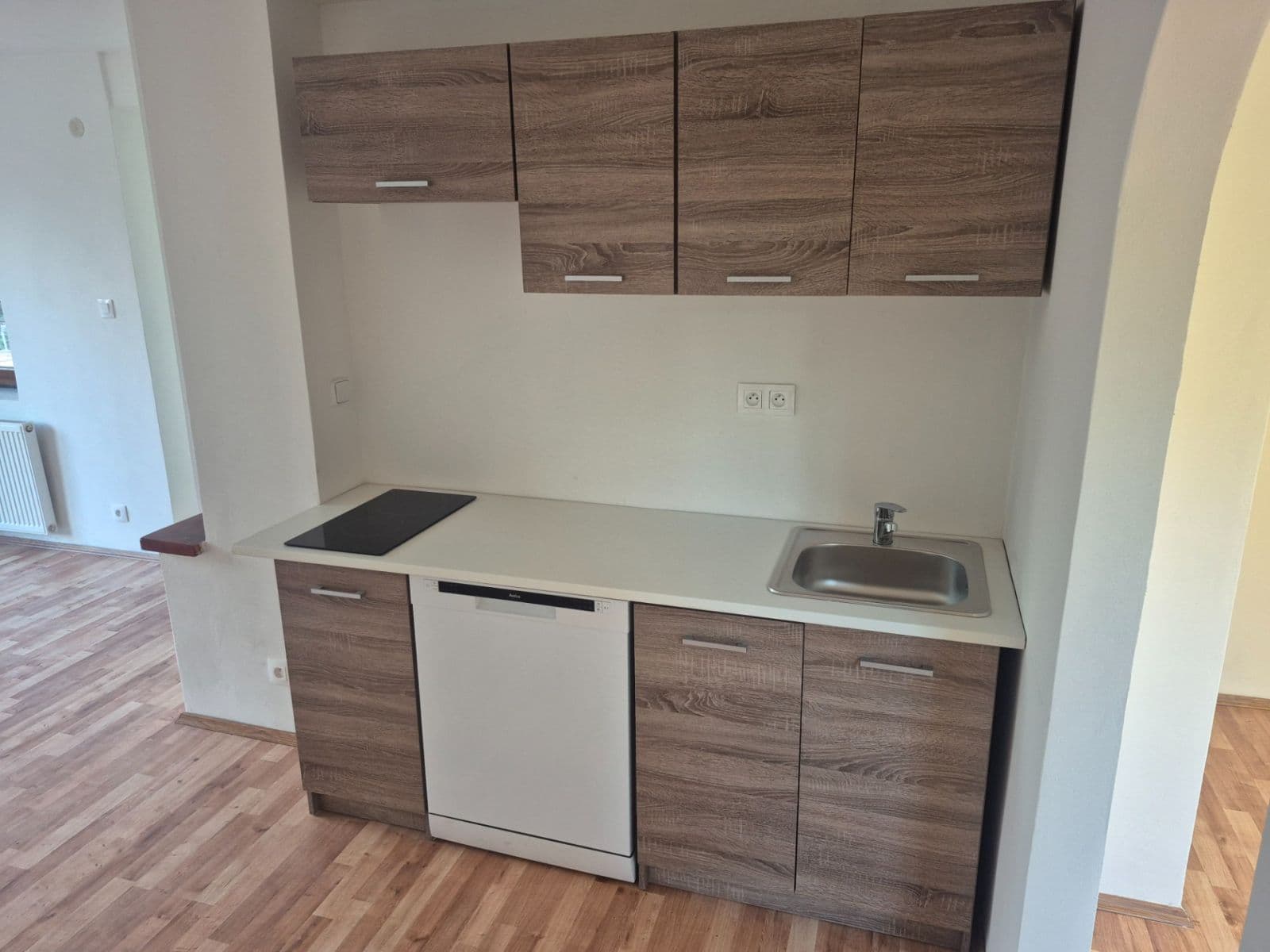 Pronájem bytu 2+kk 45 m², Lišická, Praha, Praha Pronájem bytu 2+kk 45 m², Lišická, Praha, Praha