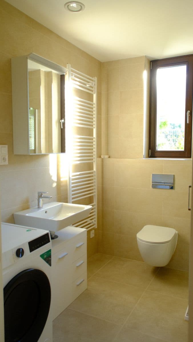 Pronájem bytu 2+kk 42 m², V Třešňovce, Praha, Praha Pronájem bytu 2+kk 42 m², V Třešňovce, Praha, Praha