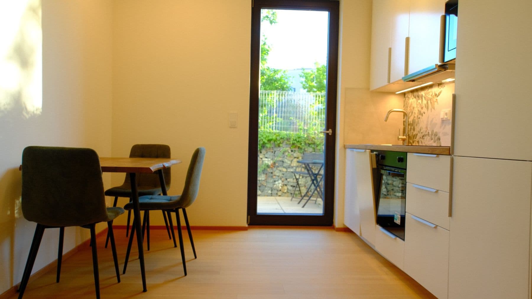 Pronájem bytu 2+kk 42 m², V Třešňovce, Praha, Praha Pronájem bytu 2+kk 42 m², V Třešňovce, Praha, Praha