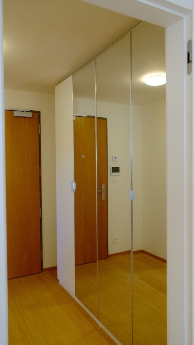 Pronájem bytu 2+kk 42 m², V Třešňovce, Praha, Praha Pronájem bytu 2+kk 42 m², V Třešňovce, Praha, Praha