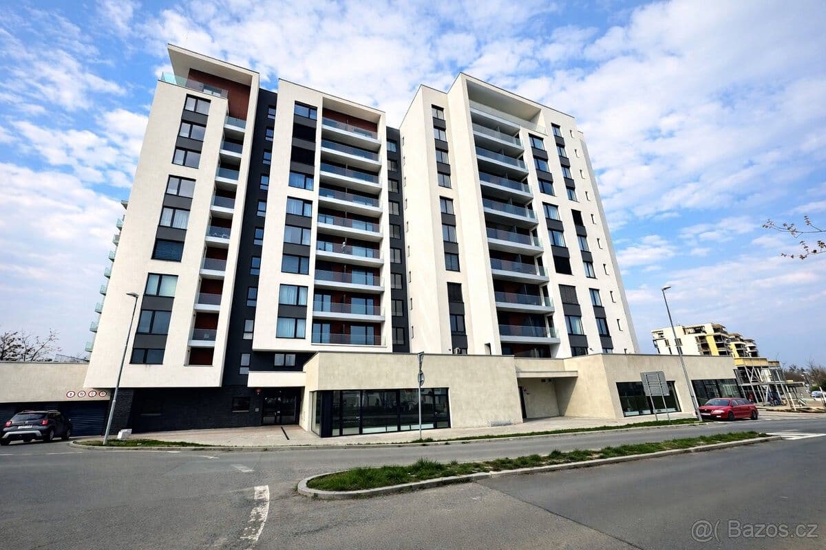 Pronájem bytu 2+kk 42 m², V Třešňovce, Praha, Praha Pronájem bytu 2+kk 42 m², V Třešňovce, Praha, Praha