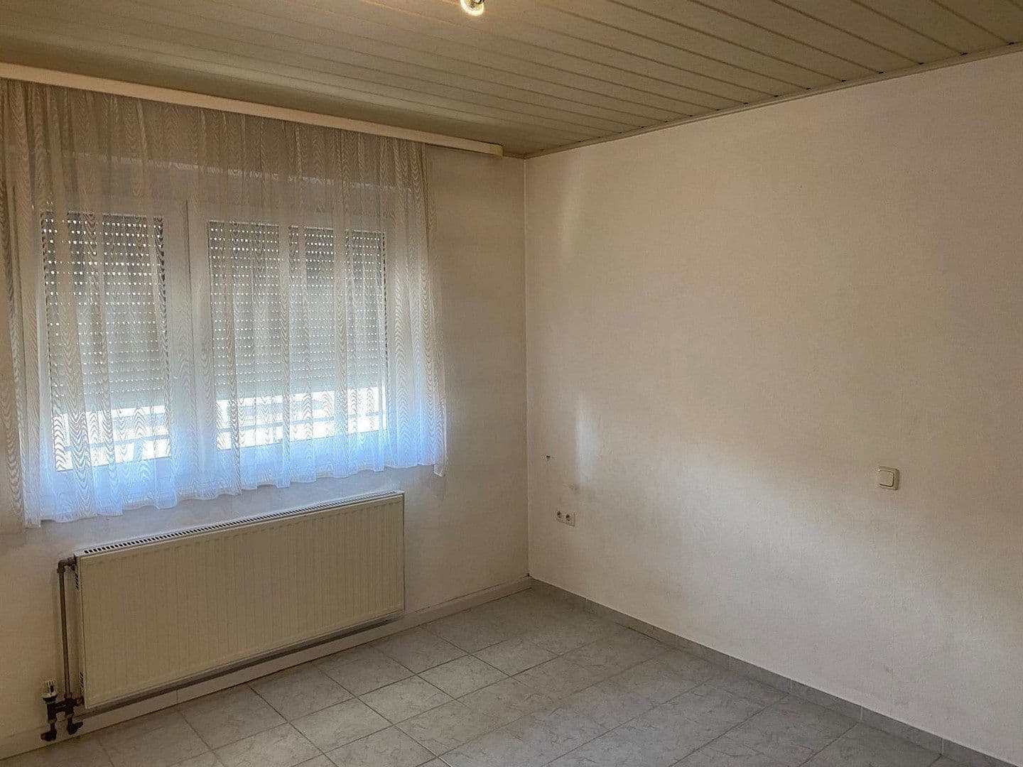 Prodej bytu 2+1 57 m², Frühmessholzstraße 6, Neunkirchen a. Sand, Bavorsko Prodej bytu 2+1 57 m², Frühmessholzstraße 6, Neunkirchen a. Sand, Bavorsko