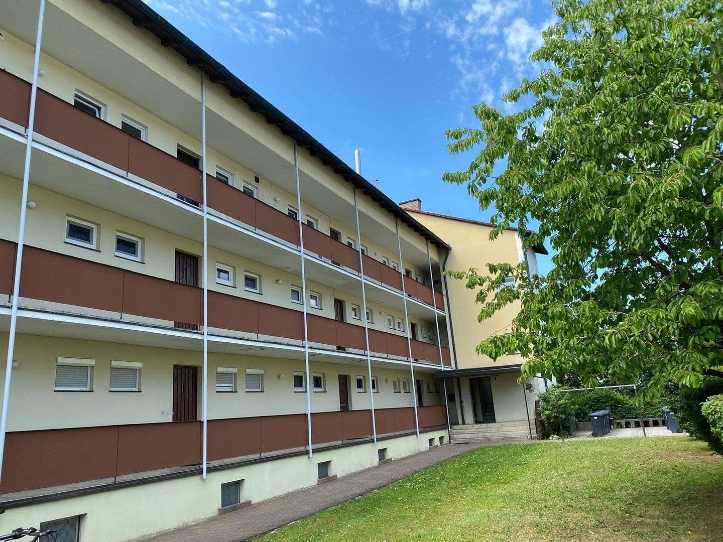 Prodej bytu 2+1 57 m², Frühmessholzstraße 6, Neunkirchen a. Sand, Bavorsko Prodej bytu 2+1 57 m², Frühmessholzstraße 6, Neunkirchen a. Sand, Bavorsko