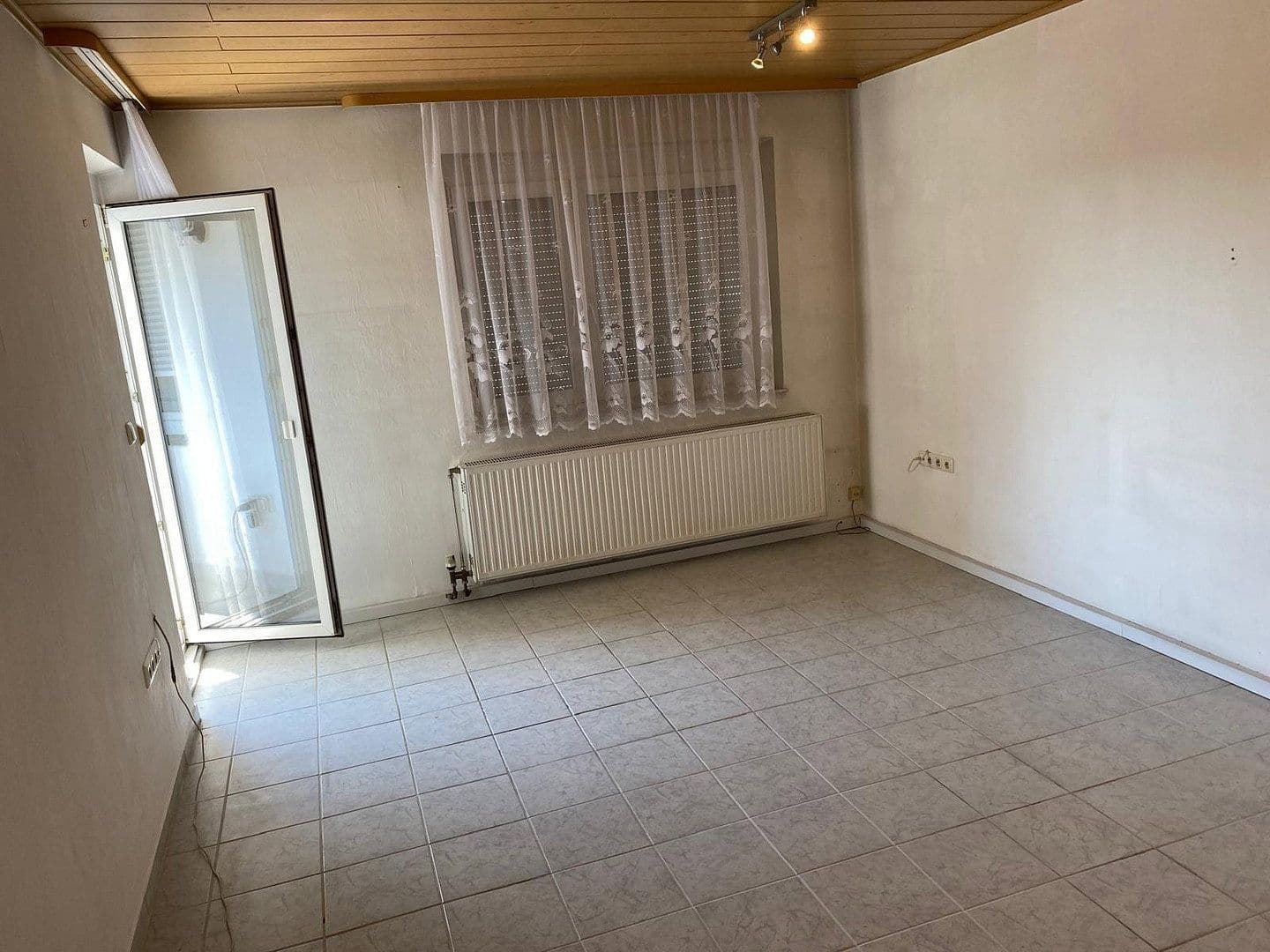 Prodej bytu 2+1 57 m², Frühmessholzstraße 6, Neunkirchen a. Sand, Bavorsko Prodej bytu 2+1 57 m², Frühmessholzstraße 6, Neunkirchen a. Sand, Bavorsko