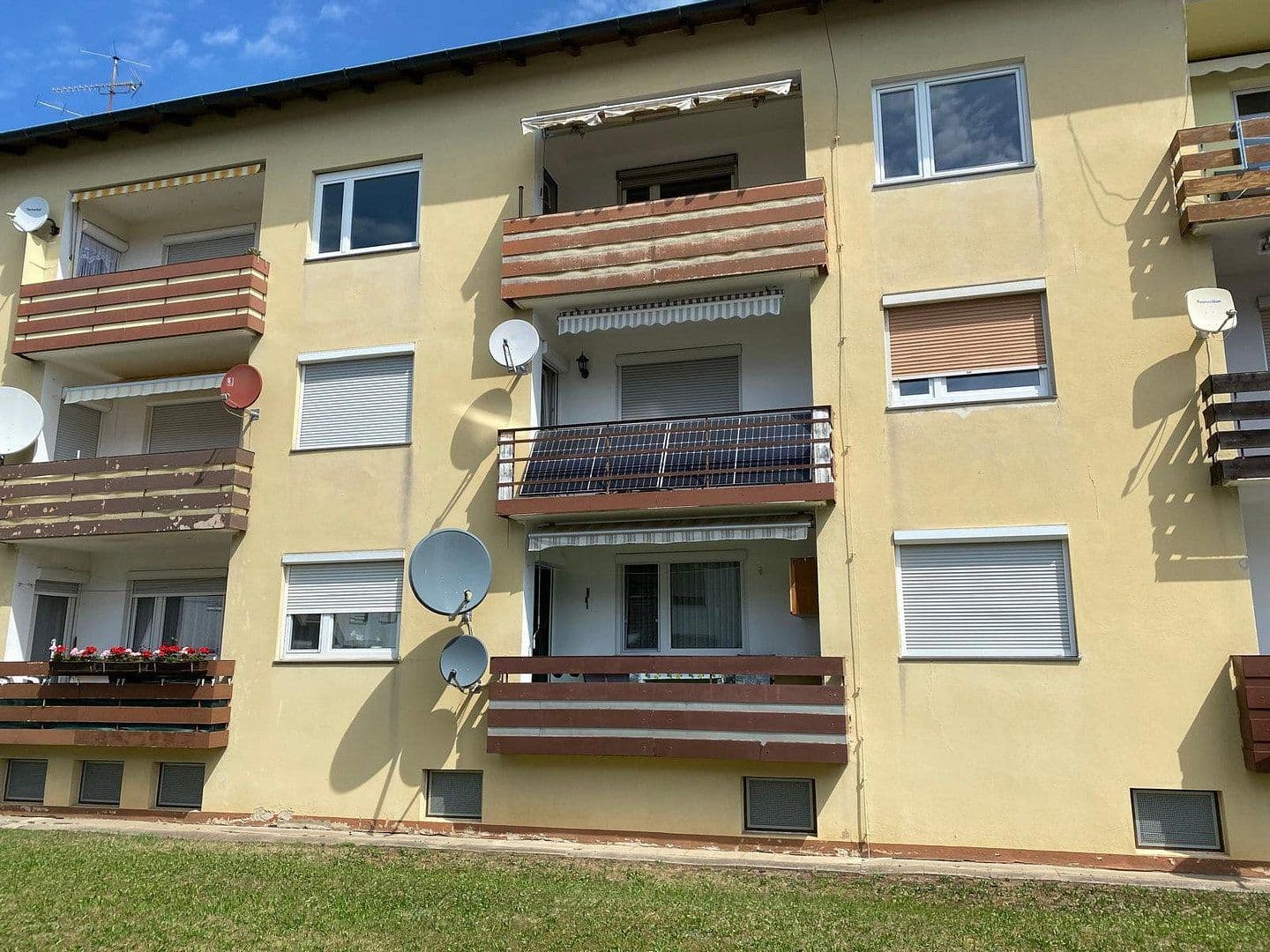 Prodej bytu 2+1 57 m², Frühmessholzstraße 6, Neunkirchen a. Sand, Bavorsko Prodej bytu 2+1 57 m², Frühmessholzstraße 6, Neunkirchen a. Sand, Bavorsko