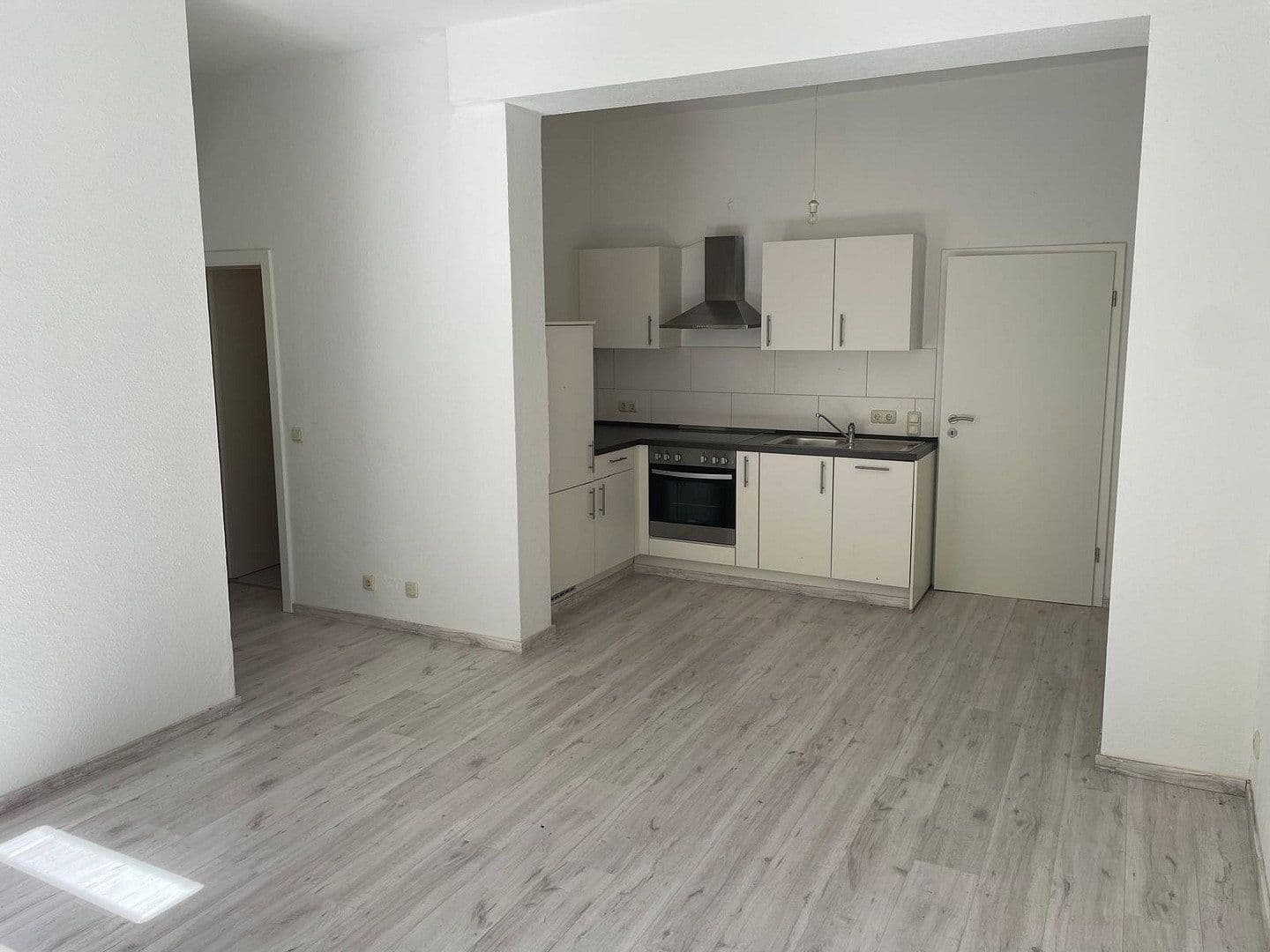 Pronájem bytu 2+1 68 m², Georg-Büchner-Straße 29, Gera, Durynsko Pronájem bytu 2+1 68 m², Georg-Büchner-Straße 29, Gera, Durynsko