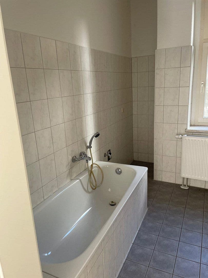 Pronájem bytu 2+1 68 m², Georg-Büchner-Straße 29, Gera, Durynsko Pronájem bytu 2+1 68 m², Georg-Büchner-Straße 29, Gera, Durynsko