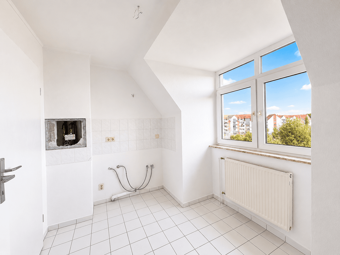 Pronájem bytu 3+1 79 m², Kieler Ring 35, Stralsund, Mecklenburg-Vorpommern Pronájem bytu 3+1 79 m², Kieler Ring 35, Stralsund, Mecklenburg-Vorpommern
