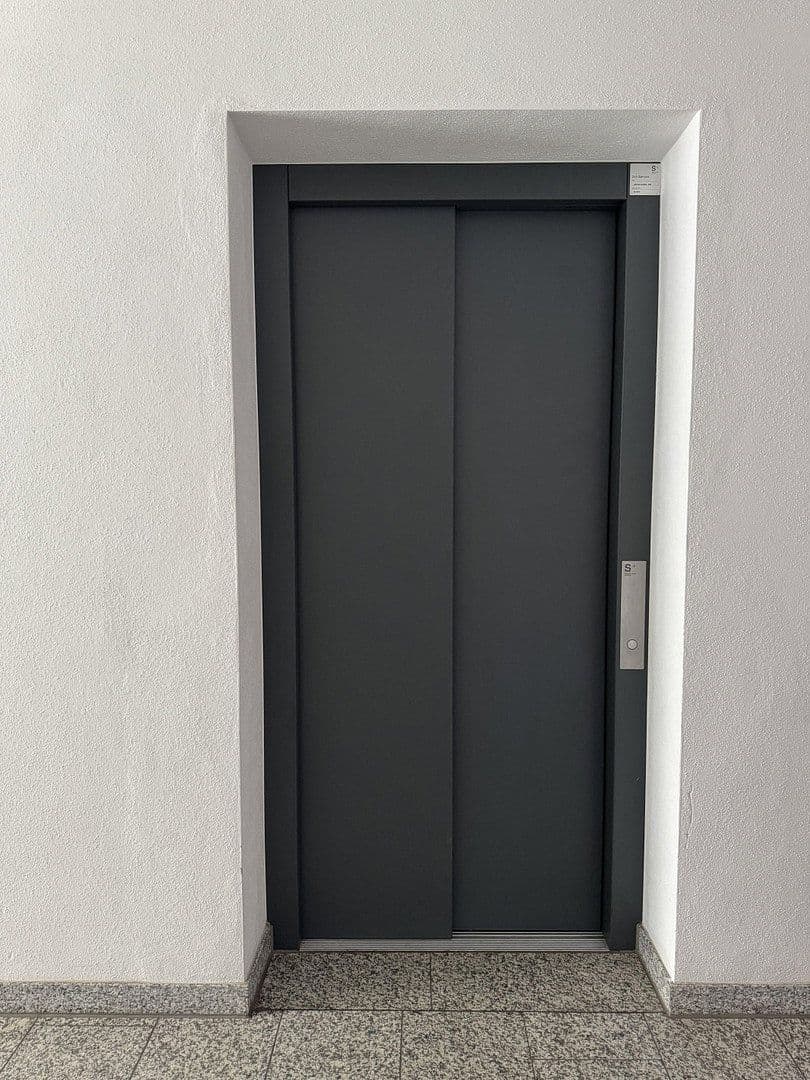 Pronájem bytu 1+kk 41 m², Herzogenaurach, Bavorsko Pronájem bytu 1+kk 41 m², Herzogenaurach, Bavorsko