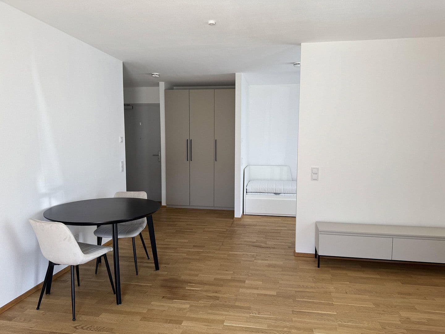 Pronájem bytu 1+kk 41 m², Herzogenaurach, Bavorsko Pronájem bytu 1+kk 41 m², Herzogenaurach, Bavorsko