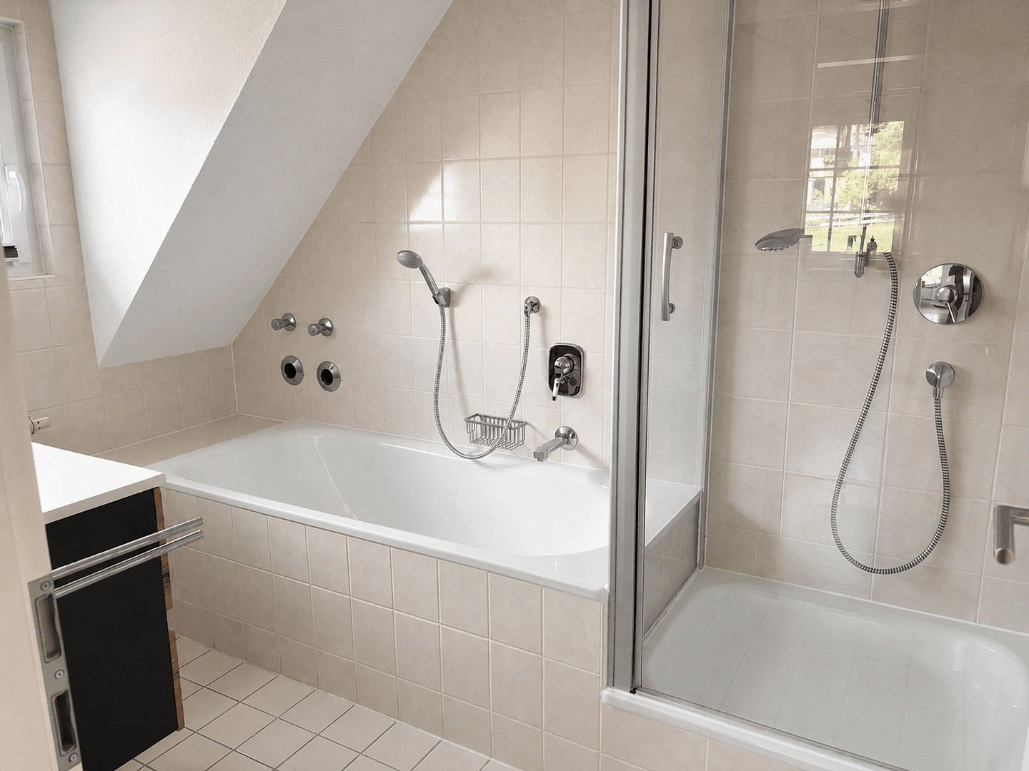 Pronájem bytu 3+1 95 m², Tailfingerstraße 1, Albstadt, Bádensko-Württembersko Pronájem bytu 3+1 95 m², Tailfingerstraße 1, Albstadt, Bádensko-Württembersko