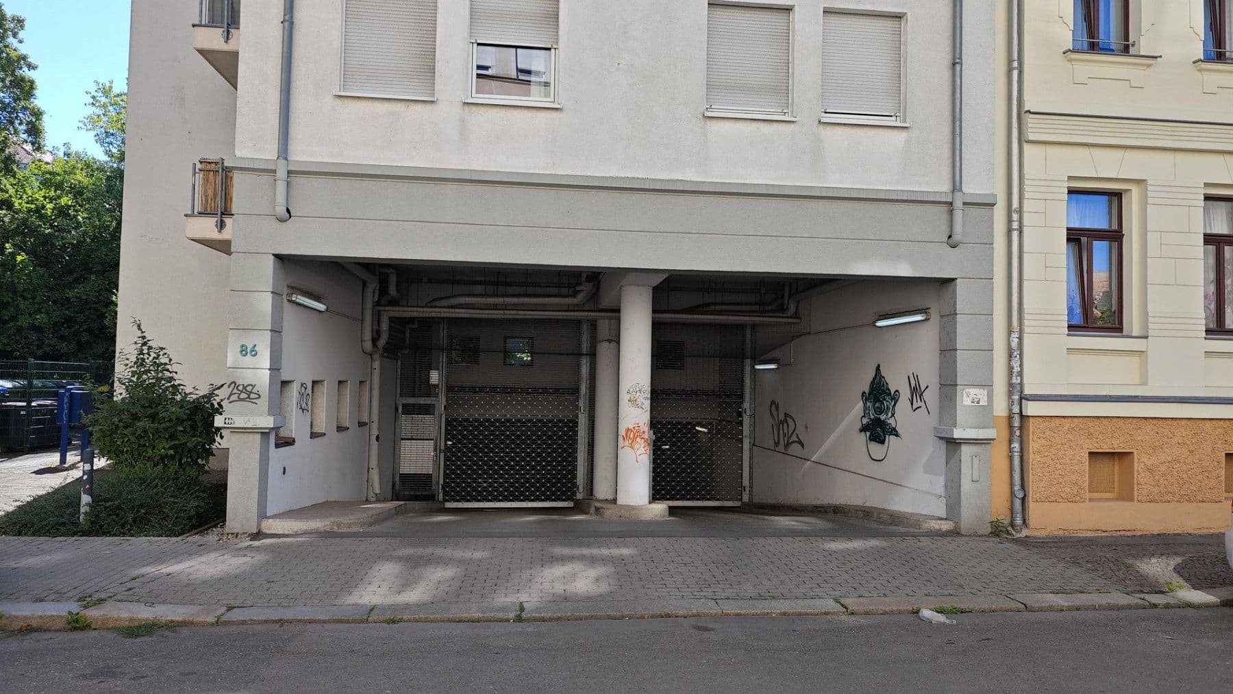 Prodej garáže, Schönbachstraße 86, Leipzig, Sasko Prodej garáže, Schönbachstraße 86, Leipzig, Sasko