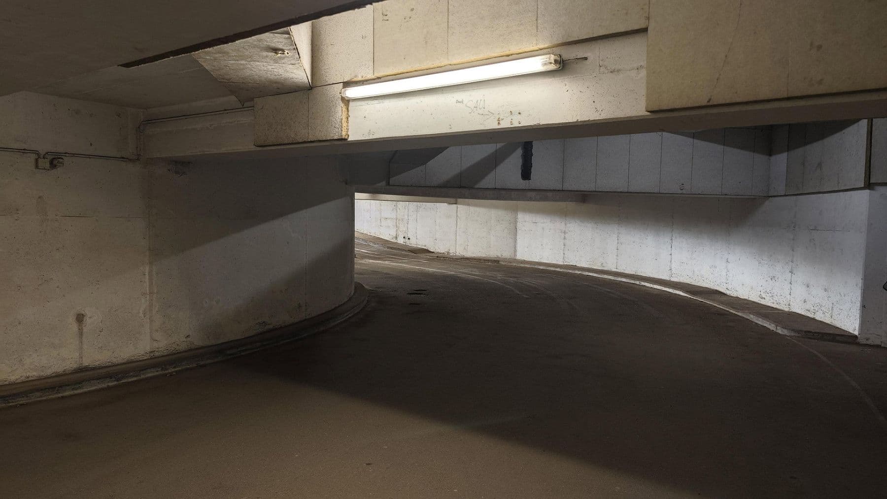 Prodej garáže, Schönbachstraße 86, Leipzig, Sasko Prodej garáže, Schönbachstraße 86, Leipzig, Sasko