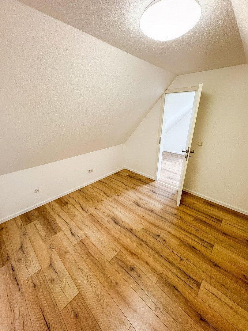 Pronájem bytu 3+kk 87 m², Duffenterstr. 26, Stolberg, Severní Porýní-Vestfálsko Pronájem bytu 3+kk 87 m², Duffenterstr. 26, Stolberg, Severní Porýní-Vestfálsko