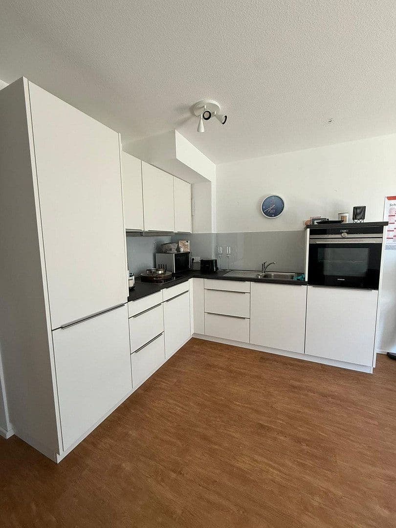Pronájem bytu 2+1 36 m², Schweickerweg 21/1, Schwäbisch Hall, Bádensko-Württembersko Pronájem bytu 2+1 36 m², Schweickerweg 21/1, Schwäbisch Hall, Bádensko-Württembersko