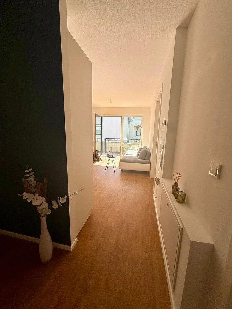 Pronájem bytu 2+1 36 m², Schweickerweg 21/1, Schwäbisch Hall, Bádensko-Württembersko Pronájem bytu 2+1 36 m², Schweickerweg 21/1, Schwäbisch Hall, Bádensko-Württembersko
