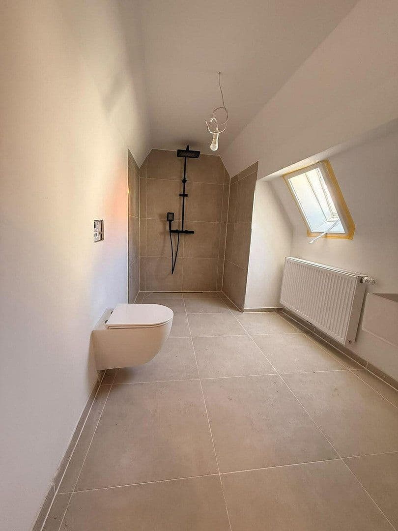 Prodej domu 86 m², pozemek 160 m², Bissmarkstr 23, Rülzheim, Porýní-Falc Prodej domu 86 m², pozemek 160 m², Bissmarkstr 23, Rülzheim, Porýní-Falc