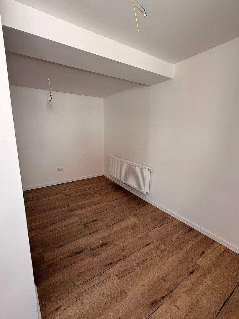 Prodej domu 86 m², pozemek 160 m², Bissmarkstr 23, Rülzheim, Porýní-Falc Prodej domu 86 m², pozemek 160 m², Bissmarkstr 23, Rülzheim, Porýní-Falc