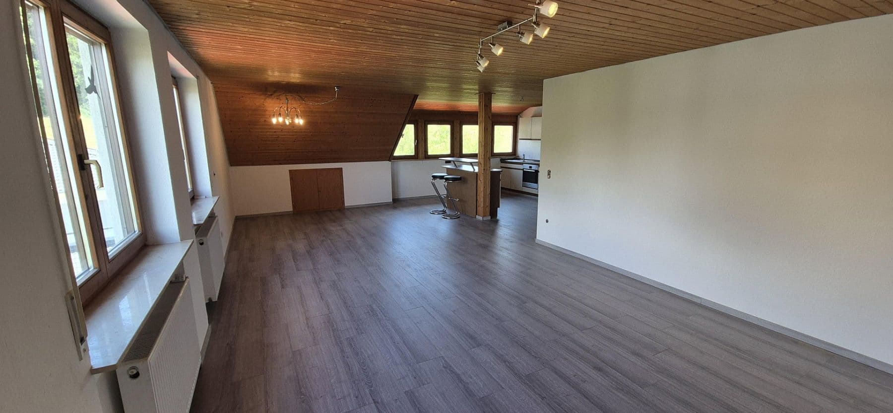 Pronájem bytu 2+1 72 m², Am Bahndamm 1, Blumberg, Bádensko-Württembersko Pronájem bytu 2+1 72 m², Am Bahndamm 1, Blumberg, Bádensko-Württembersko