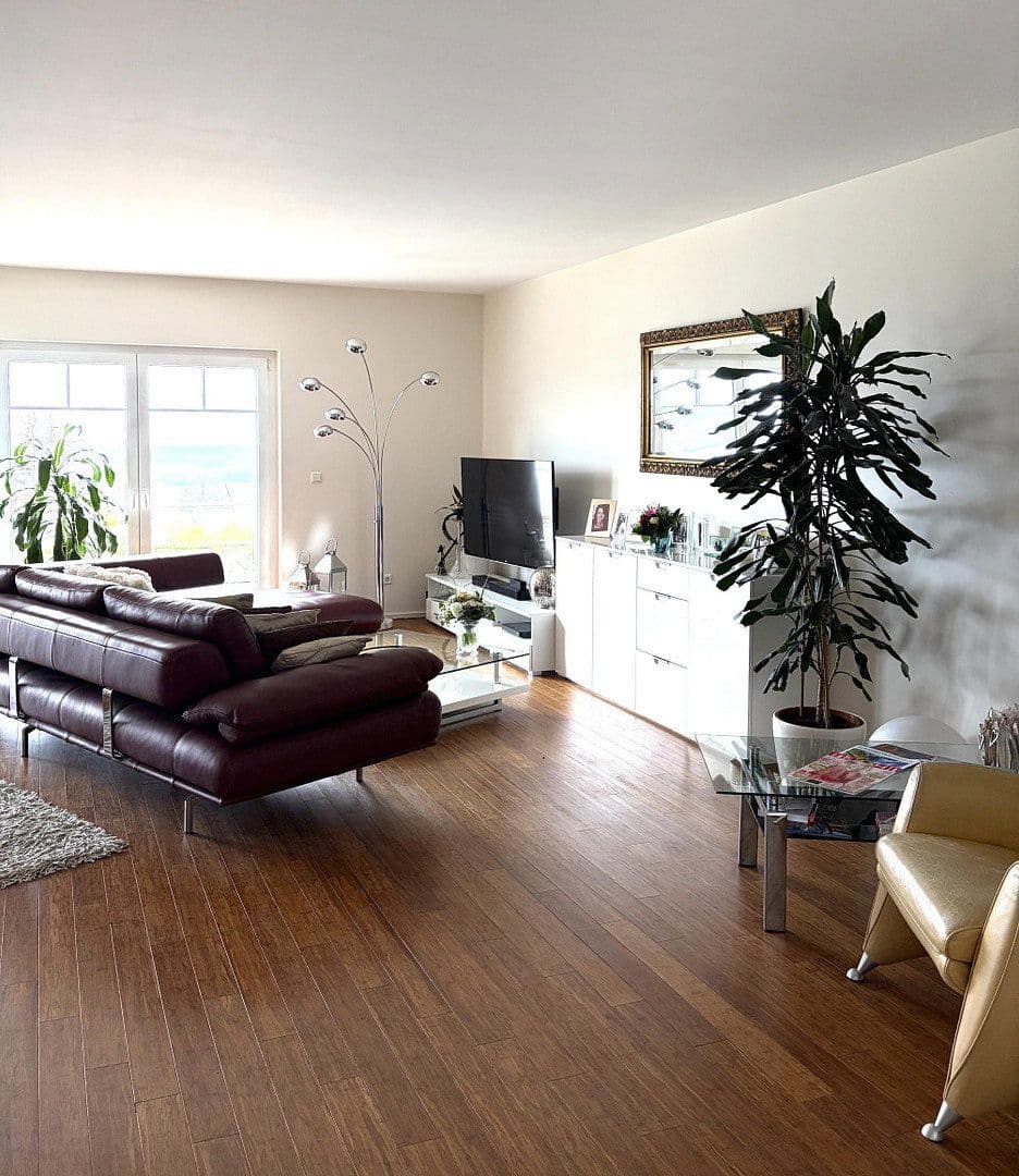 Prodej domu 190 m², pozemek 510 m², Hasenpfad 8, Glashütten, Hessen Prodej domu 190 m², pozemek 510 m², Hasenpfad 8, Glashütten, Hessen