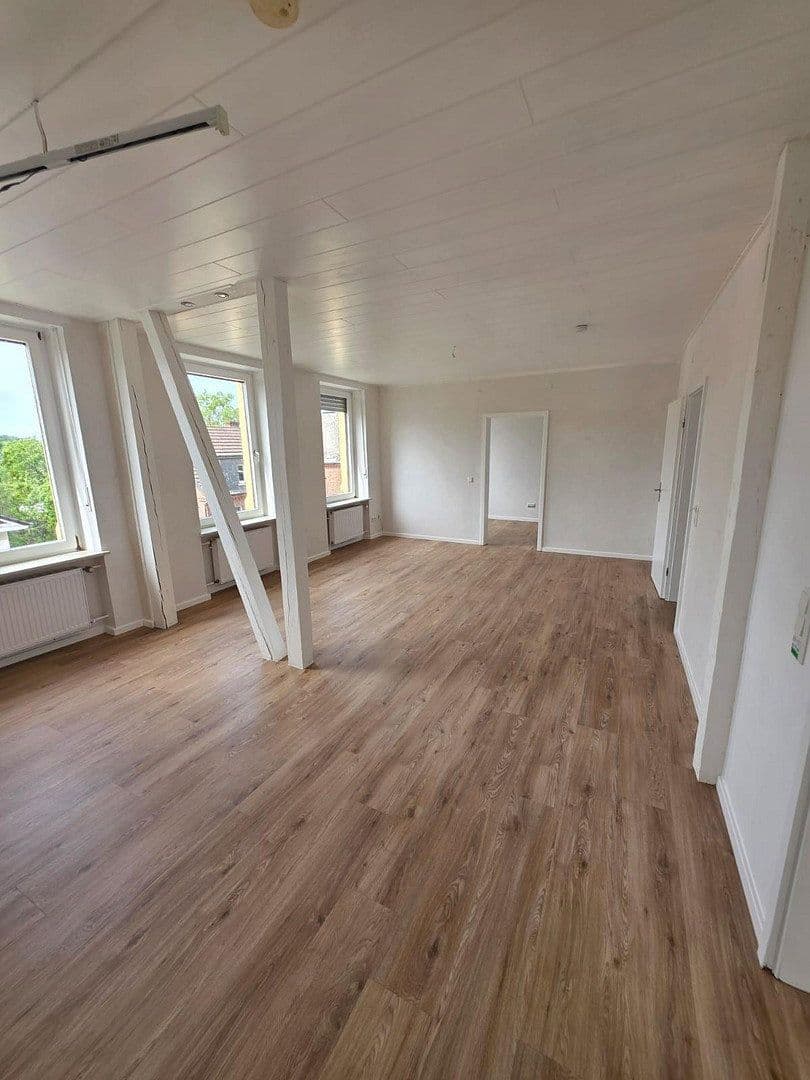 Pronájem bytu 4+1 75 m², Frankfurter Str. 19, Altenkirchen (Westerwald), Porýní-Falc Pronájem bytu 4+1 75 m², Frankfurter Str. 19, Altenkirchen (Westerwald), Porýní-Falc