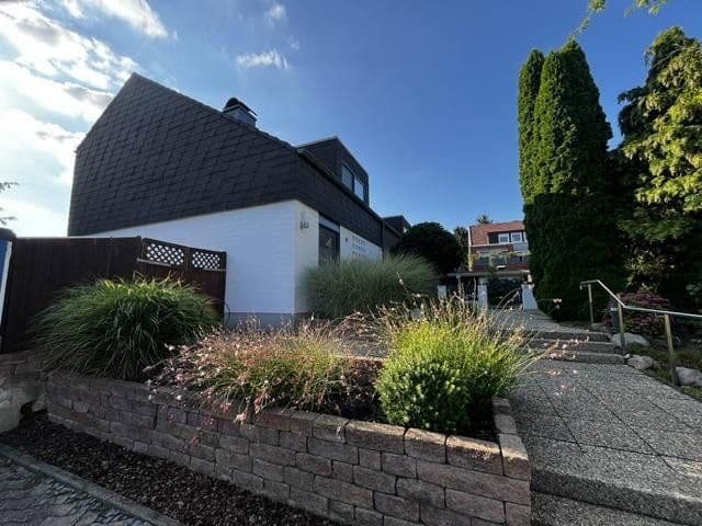 Prodej domu 137 m², pozemek 532 m², Dortmund, Severní Porýní-Vestfálsko Prodej domu 137 m², pozemek 532 m², Dortmund, Severní Porýní-Vestfálsko