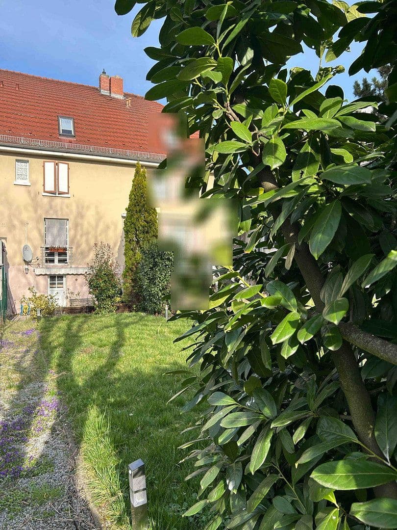 Prodej domu 95 m², pozemek 222 m², Ludwigshafen, Porýní-Falc Prodej domu 95 m², pozemek 222 m², Ludwigshafen, Porýní-Falc