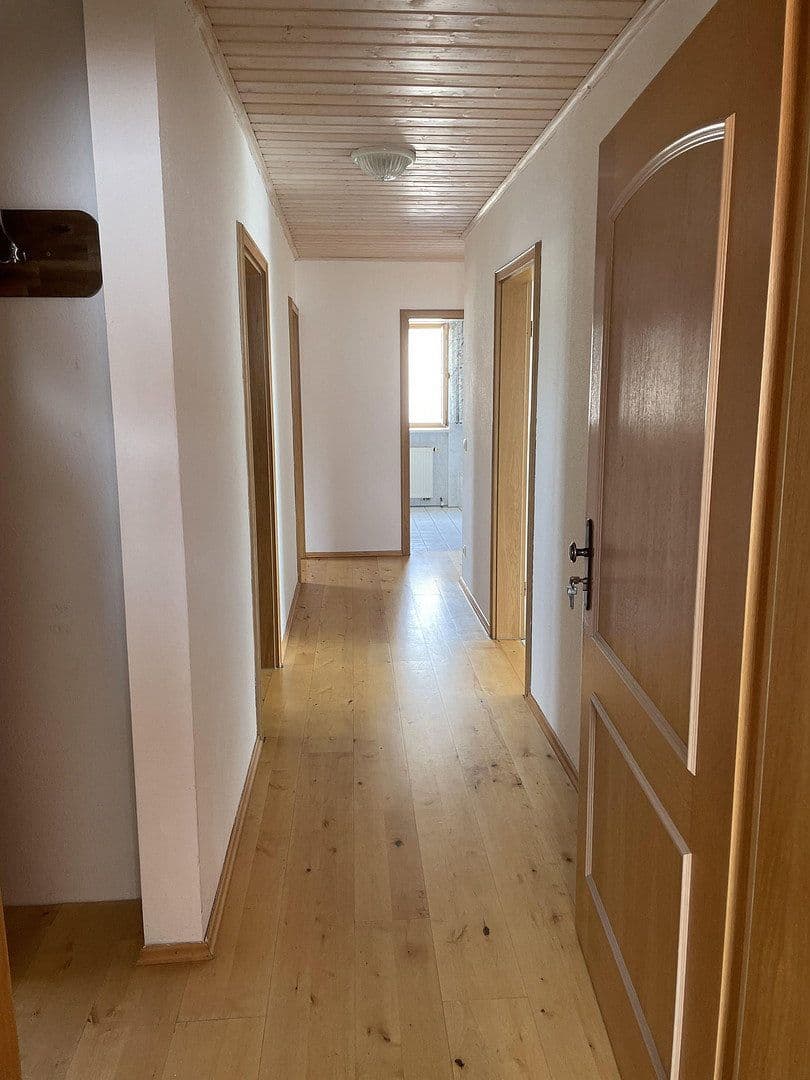 Pronájem bytu 3+1 80 m², Haag, Bavorsko Pronájem bytu 3+1 80 m², Haag, Bavorsko