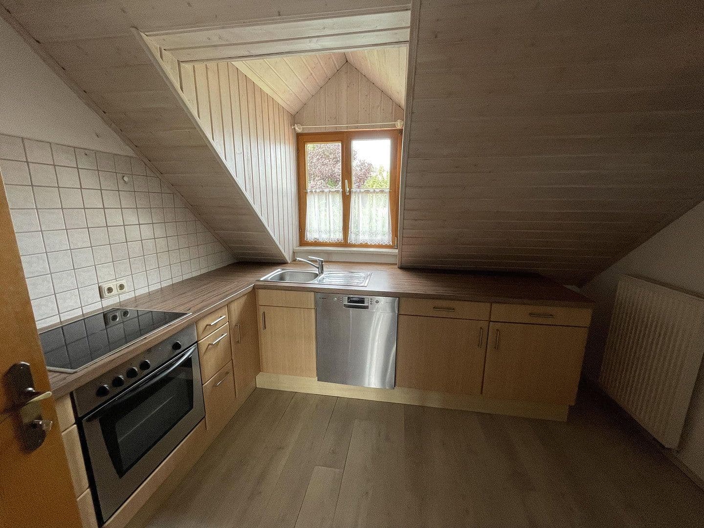 Pronájem bytu 3+1 80 m², Haag, Bavorsko Pronájem bytu 3+1 80 m², Haag, Bavorsko