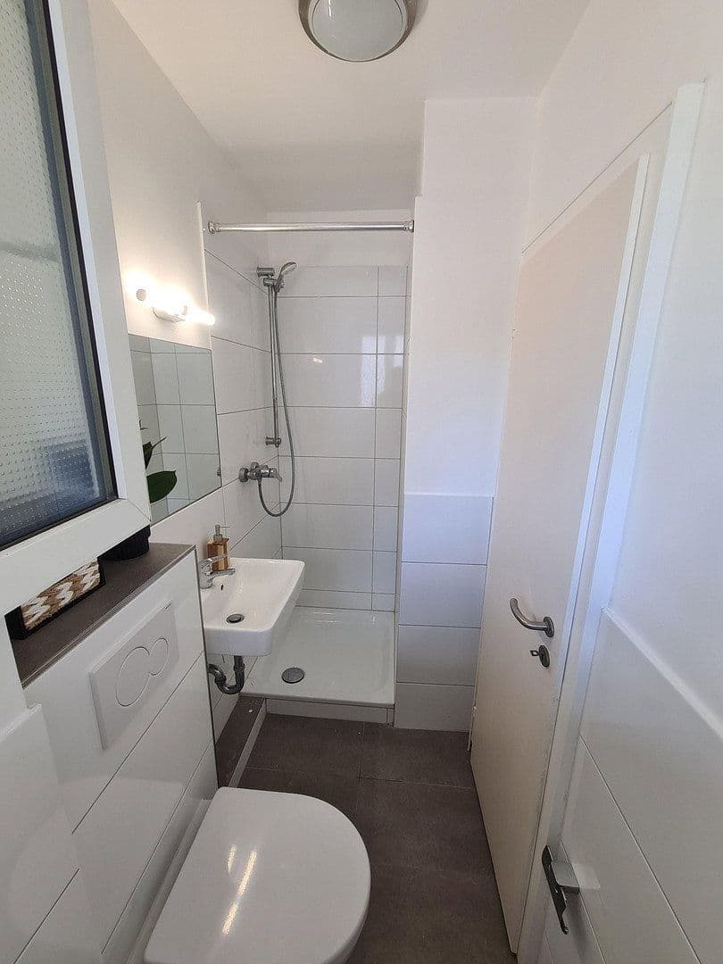 Pronájem bytu 1+kk 27 m², Köln, Severní Porýní-Vestfálsko Pronájem bytu 1+kk 27 m², Köln, Severní Porýní-Vestfálsko