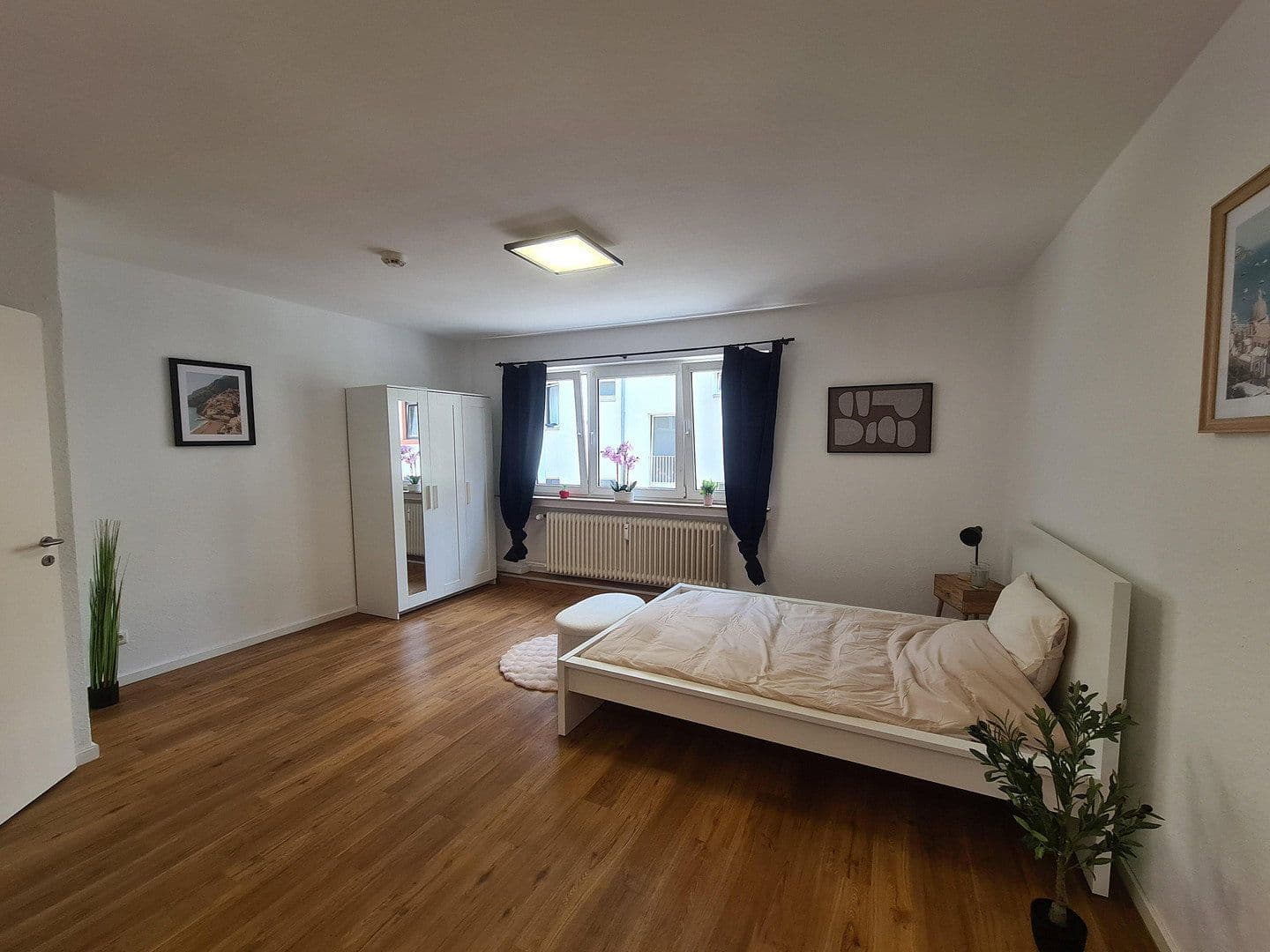 Pronájem bytu 1+kk 27 m², Köln, Severní Porýní-Vestfálsko Pronájem bytu 1+kk 27 m², Köln, Severní Porýní-Vestfálsko