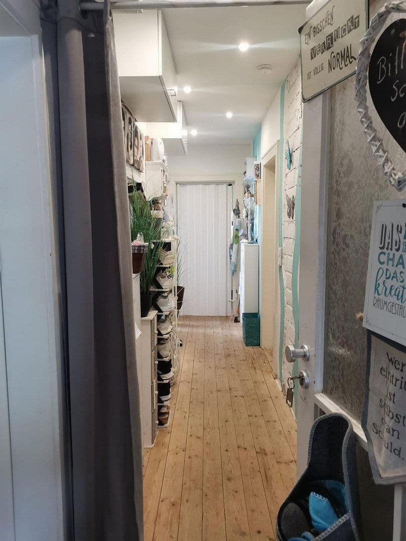 Prodej domu 240 m², pozemek 732 m², Karlstraße 55, Hallstadt, Bavorsko Prodej domu 240 m², pozemek 732 m², Karlstraße 55, Hallstadt, Bavorsko