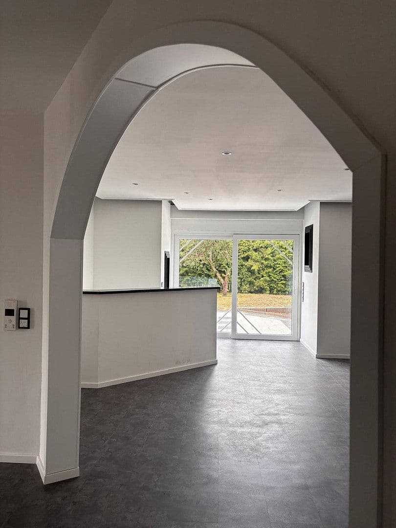 Prodej domu 220 m², pozemek 432 m², Rühen, Dolní Sasko Prodej domu 220 m², pozemek 432 m², Rühen, Dolní Sasko