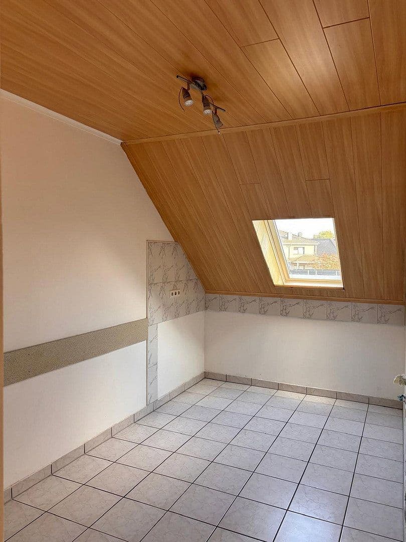 Prodej domu 220 m², pozemek 432 m², Rühen, Dolní Sasko Prodej domu 220 m², pozemek 432 m², Rühen, Dolní Sasko