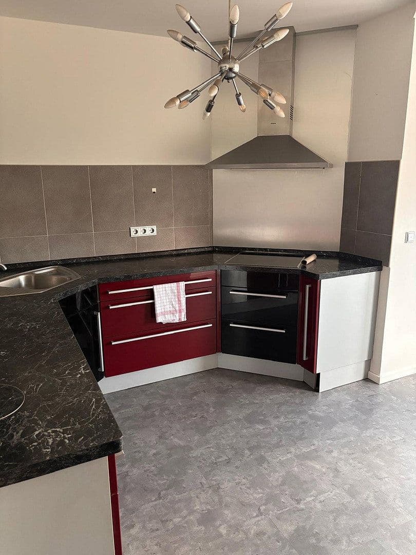 Prodej domu 220 m², pozemek 432 m², Rühen, Dolní Sasko Prodej domu 220 m², pozemek 432 m², Rühen, Dolní Sasko