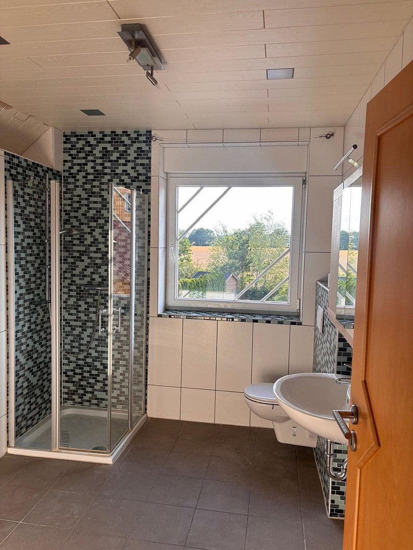 Prodej domu 220 m², pozemek 432 m², Rühen, Dolní Sasko Prodej domu 220 m², pozemek 432 m², Rühen, Dolní Sasko