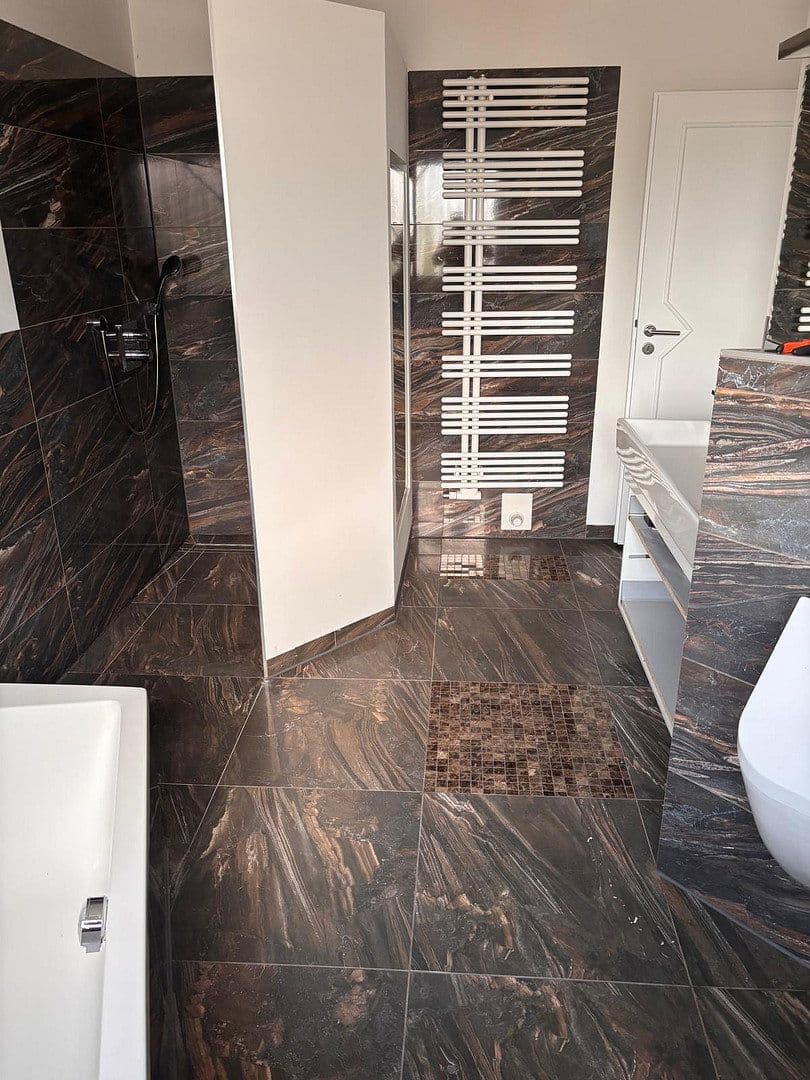 Prodej domu 220 m², pozemek 432 m², Rühen, Dolní Sasko Prodej domu 220 m², pozemek 432 m², Rühen, Dolní Sasko