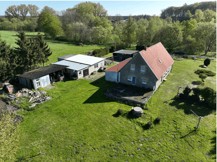 Prodej domu 153 m², pozemek 6.840 m², Rubkow, Mecklenburg-Vorpommern Prodej domu 153 m², pozemek 6.840 m², Rubkow, Mecklenburg-Vorpommern