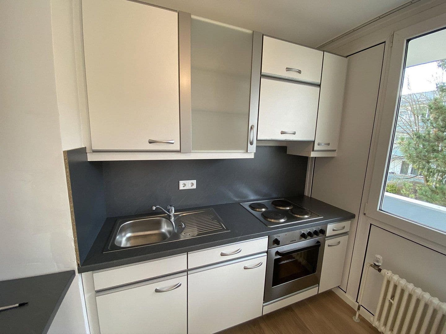 Pronájem bytu 1+1 40 m², Münchnerstr. 54, Kr. München - Unterhaching, Bavorsko Pronájem bytu 1+1 40 m², Münchnerstr. 54, Kr. München - Unterhaching, Bavorsko