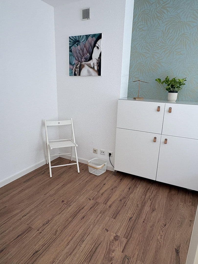 Prodej domu 115 m², pozemek 185 m², Remseck am Neckar, Bádensko-Württembersko Prodej domu 115 m², pozemek 185 m², Remseck am Neckar, Bádensko-Württembersko