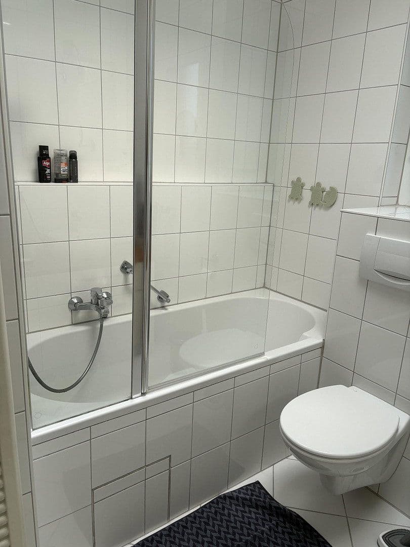 Prodej domu 115 m², pozemek 185 m², Remseck am Neckar, Bádensko-Württembersko Prodej domu 115 m², pozemek 185 m², Remseck am Neckar, Bádensko-Württembersko
